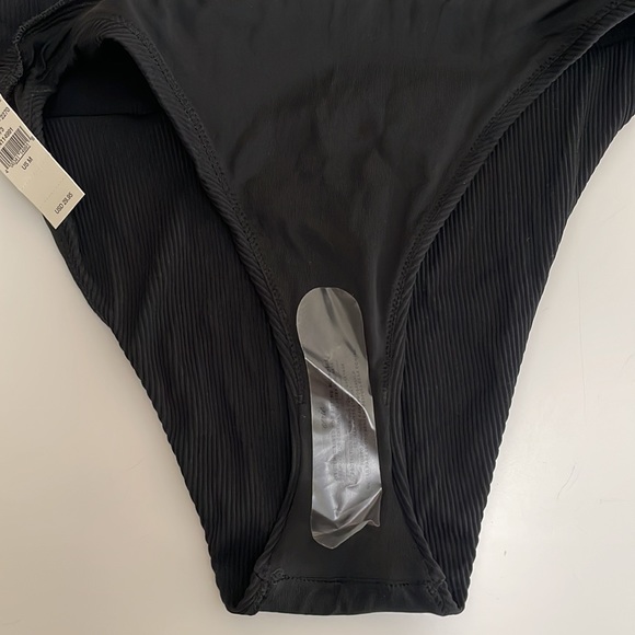 Aerie Black Ribbed High Cut Cheeky bottom! Size M! NWOT - Picture 4 of 4